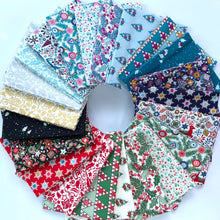 Load image into Gallery viewer, Liberty A Woodland Christmas Fat Quarter Bundle